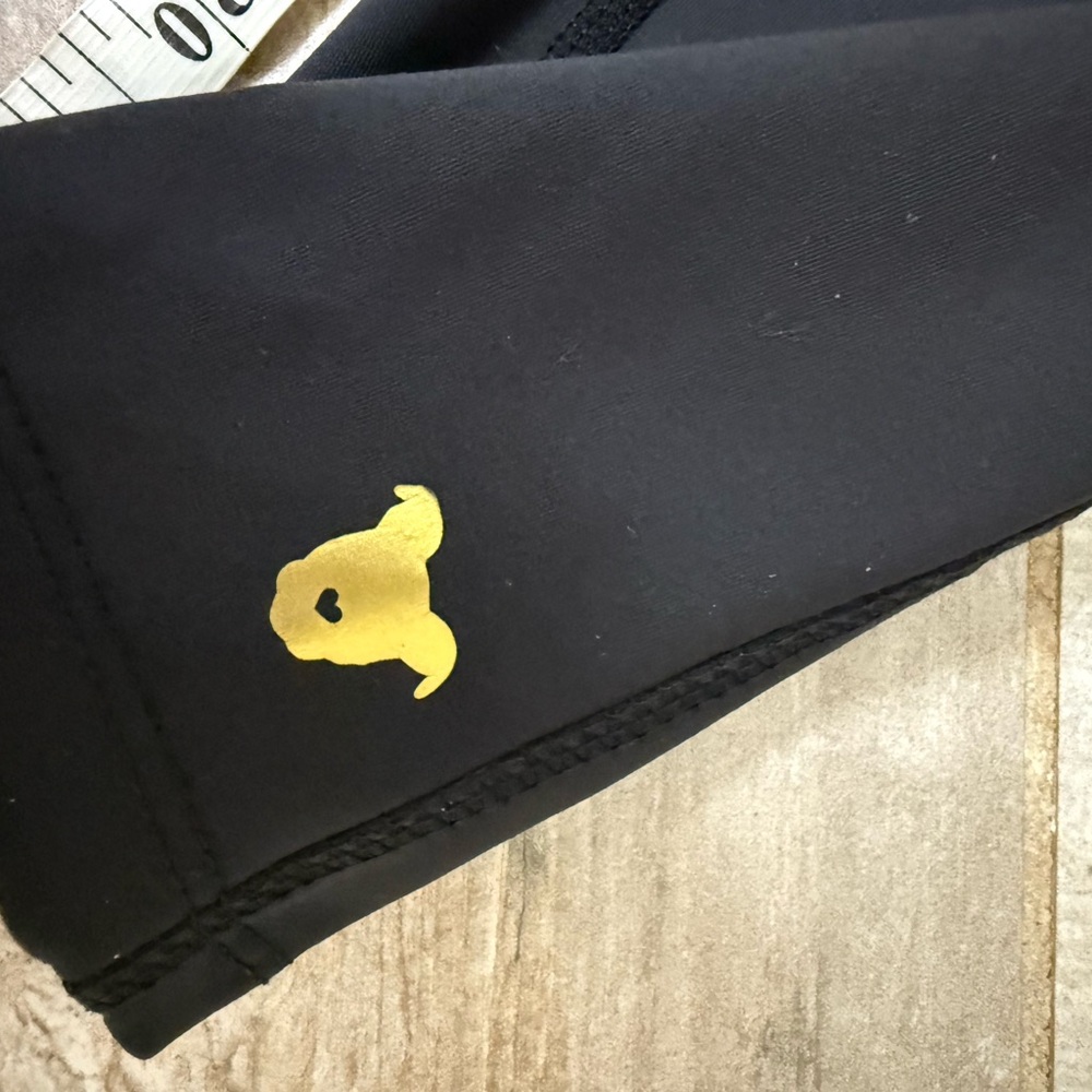 The Gentle Pit Women's Black Leggings with Pocket - Picture 9 of 11
